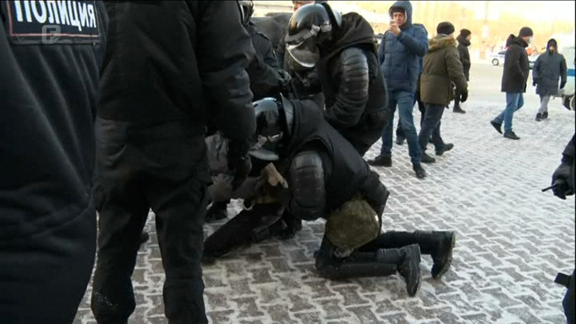 Ruska policija uhapsila nekoliko stotina demonstranata